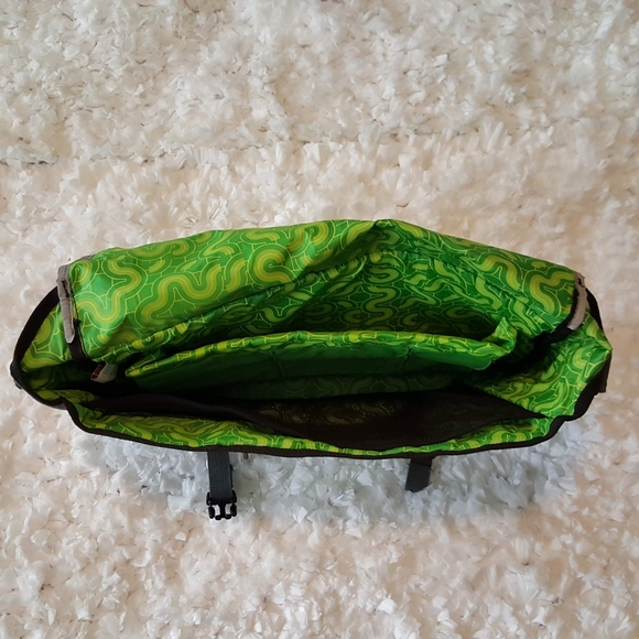 Microsoft XBOX 360 Gaming Console Messenger Bag - Picture 3 of 10